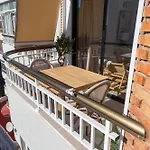 아파트 Boutique Apartment With Sun Terrace & Sea Views 토레몰리노스