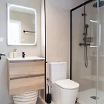 Boutique Apartment With Sun Terrace & Sea Views * 토레몰리노스