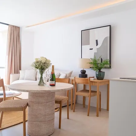 Appartement Boutique With Sun Terrace & Sea Views