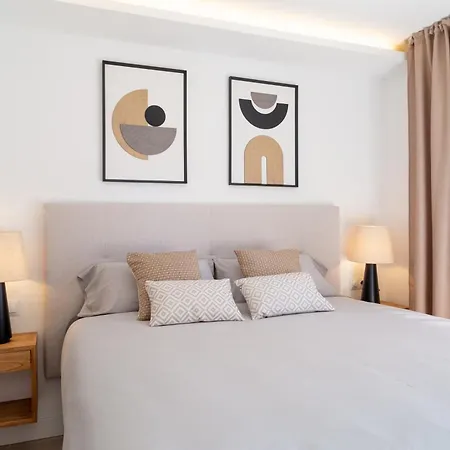 Boutique With Sun Terrace & Sea Views Apartment