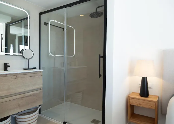 Joan Miro Luxury Апартаменты *