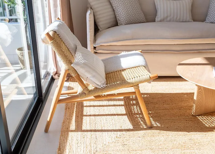 Joan Miro Luxury Торремолинос