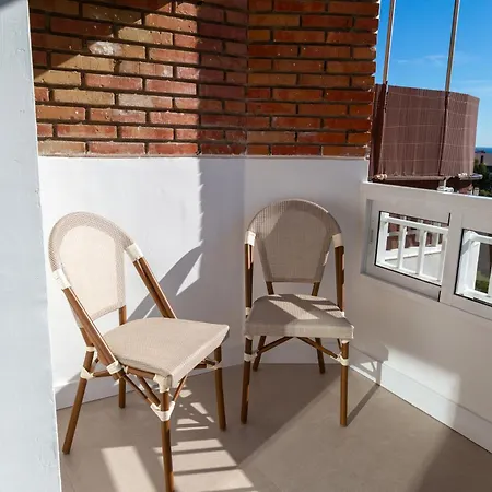 Apartment Boutique With Sun Terrace & Sea Views *
